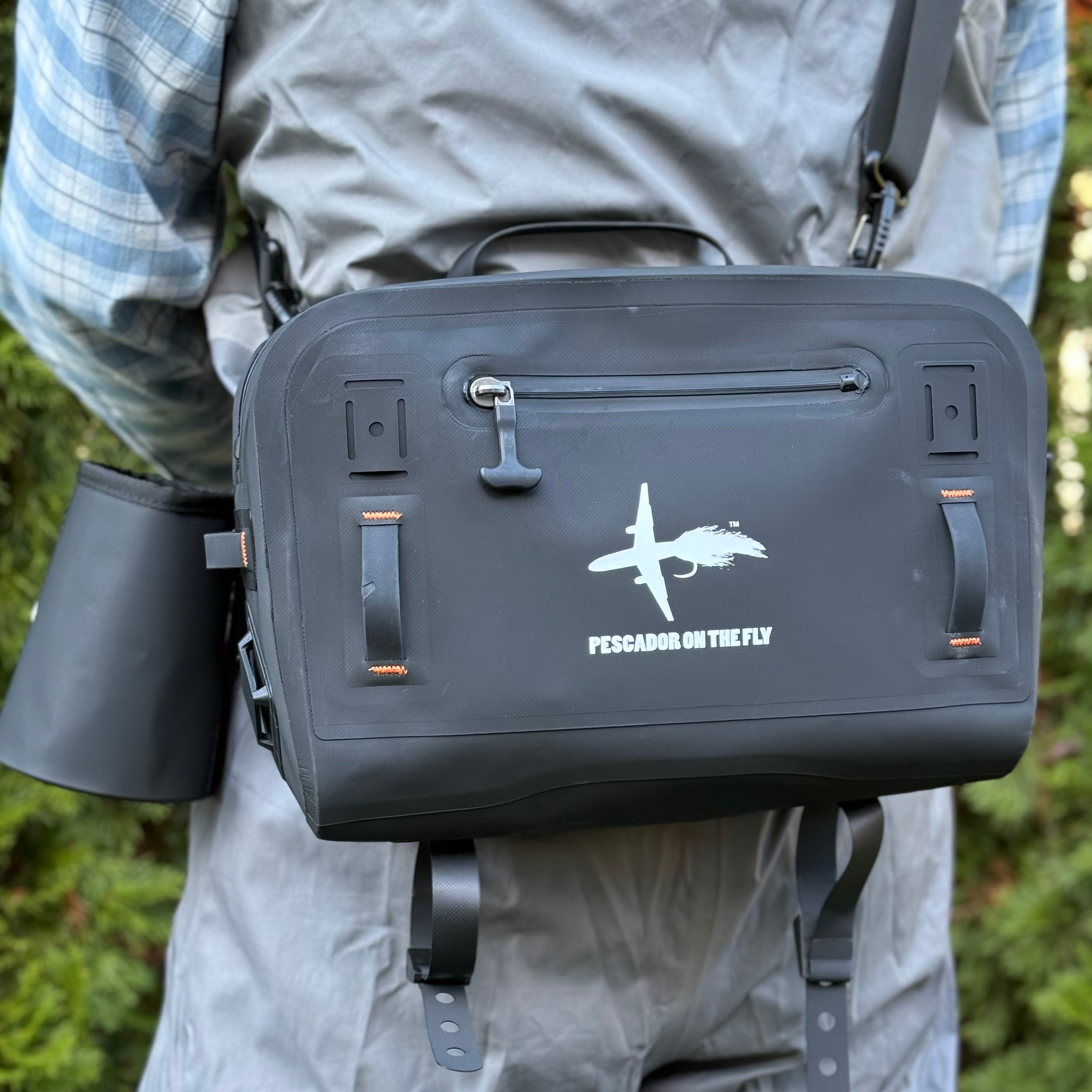 RIVERVAULT 2.0 - WATERPROOF FLY FISHING LUMBAR & HIP PACK