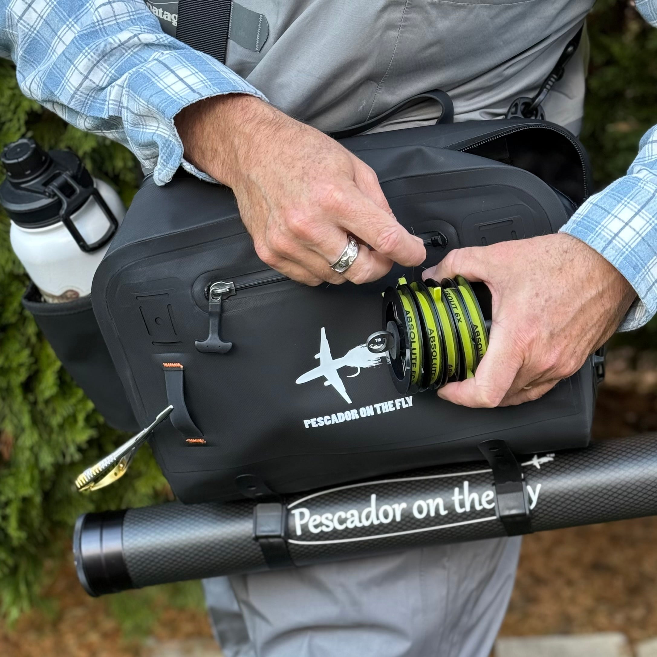 RIVERVAULT - WATERPROOF FLY FISHING LUMBAR OR HIP PACK