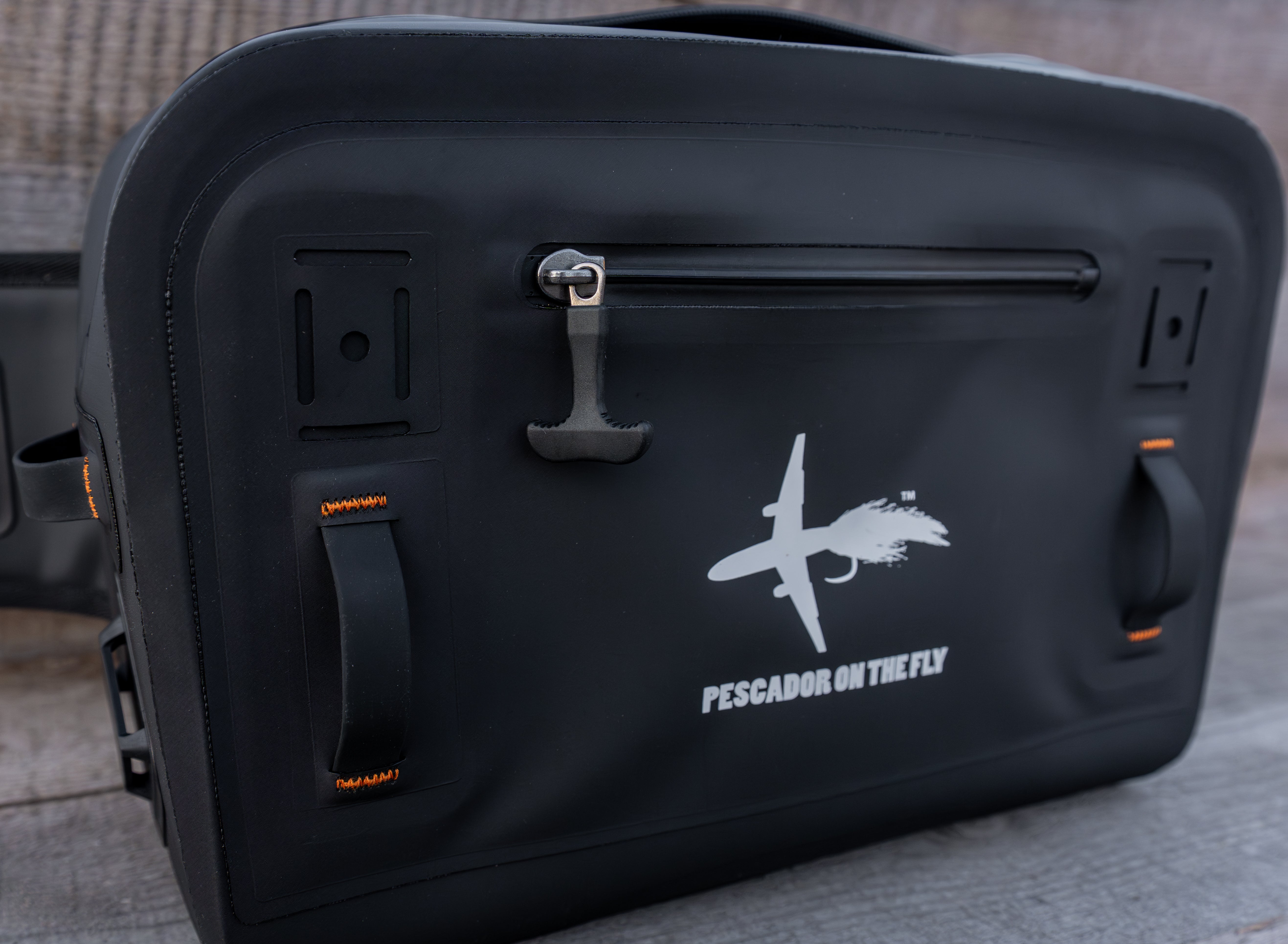 RIVERVAULT 2.0 - WATERPROOF FLY FISHING LUMBAR & HIP PACK