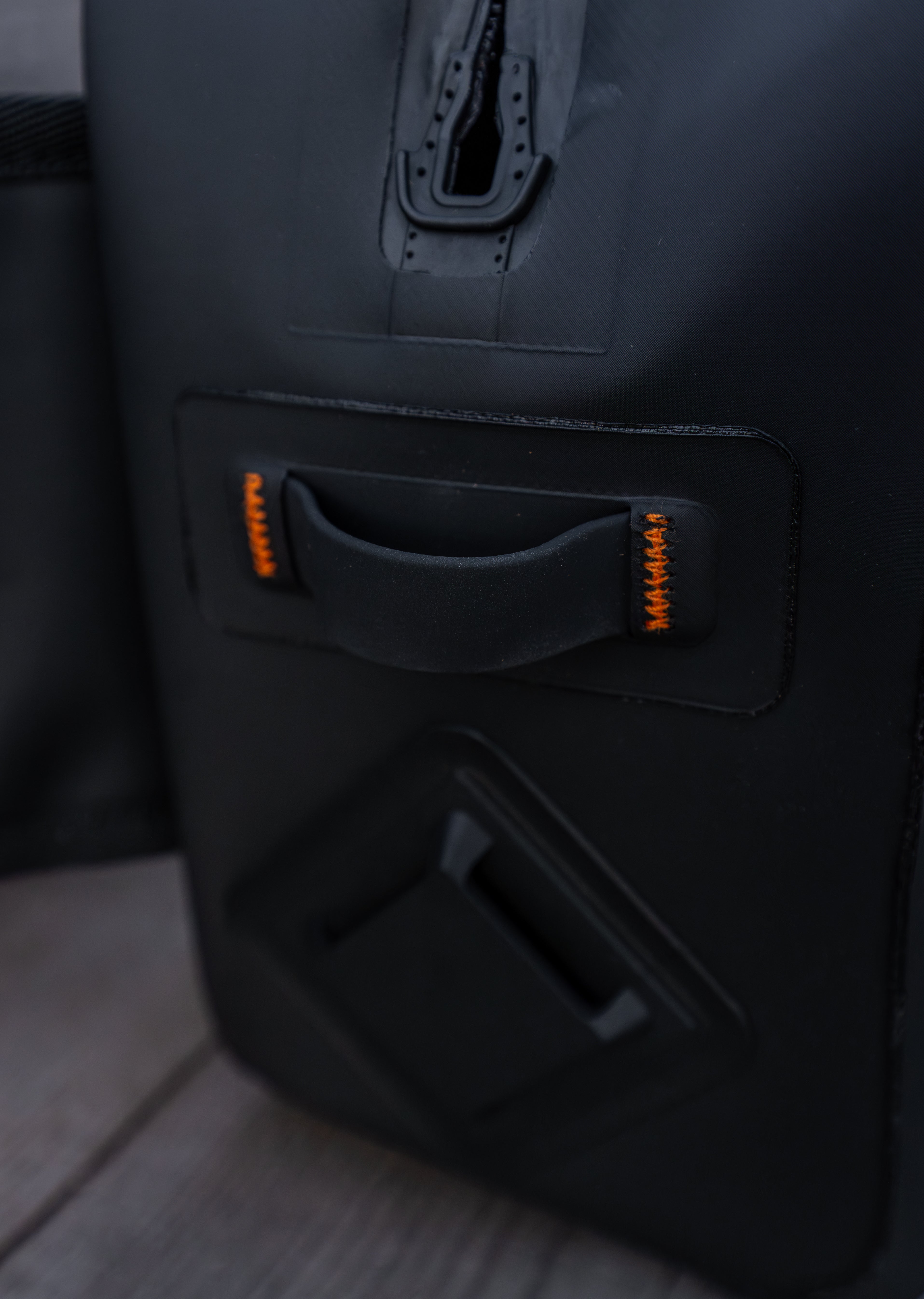 RIVERVAULT 2.0 - WATERPROOF FLY FISHING LUMBAR & HIP PACK