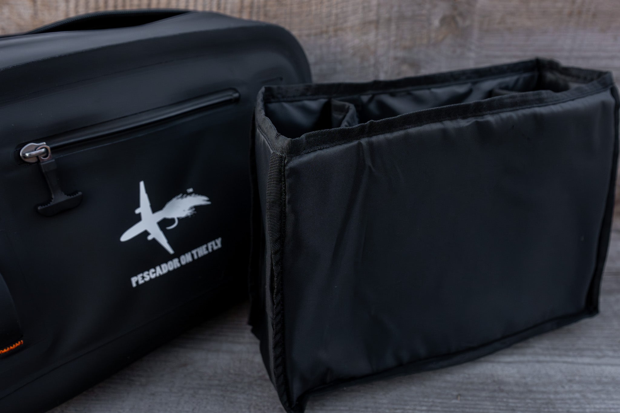 RIVERVAULT 2.0 - WATERPROOF FLY FISHING LUMBAR & HIP PACK