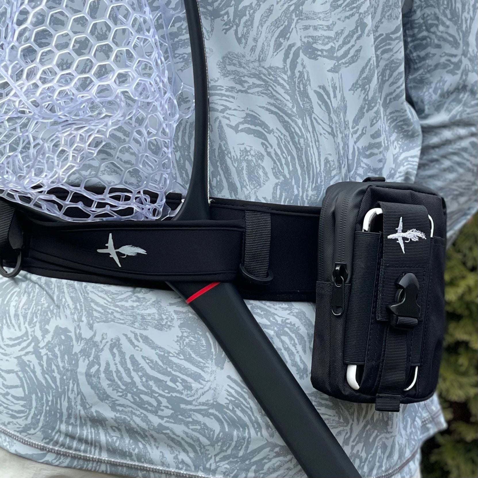 FLY FISHING WADING BELT WITH NET HOLSTER