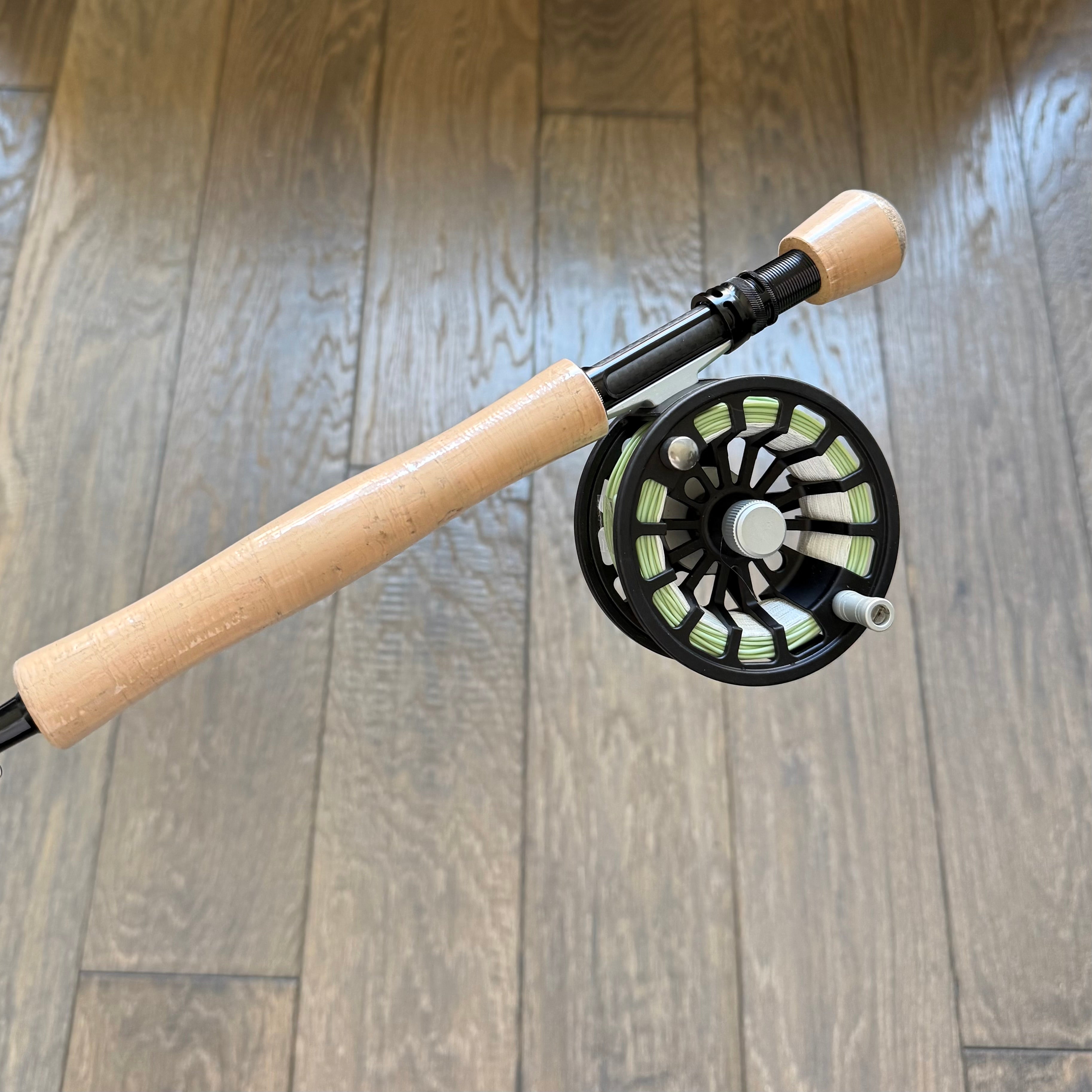 beginner fly rod and reel JHFLYCO Crystal Creek & Combo 9'0" 5WT Kit Jackson Hole Company and can be mounted to the rod for either right or left Starter Kit: Learning To Fly